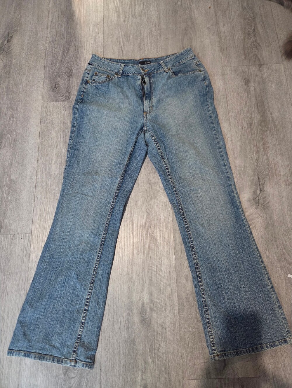 a.n.a Women's Light Blue Flare Jeans